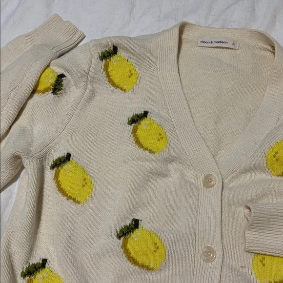 Lemon Cardigan - Picture 3 of 3